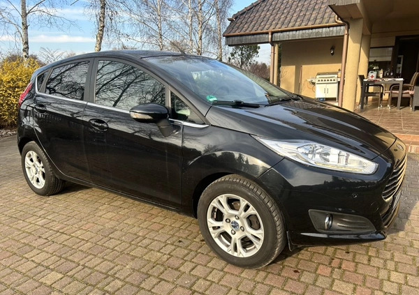 Ford Fiesta cena 24900 przebieg: 132000, rok produkcji 2013 z Mirsk małe 529